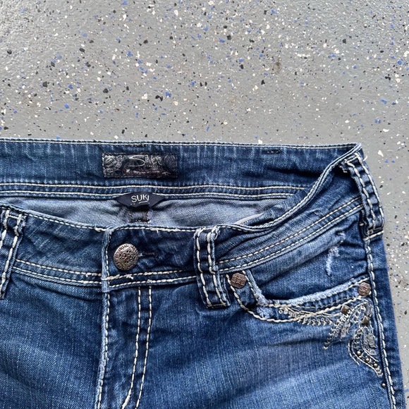 Silver Jeans Co Jeans Womens Size 32x30 Blue Flared Distressed Y2k Embroidered - Picture 4 of 6